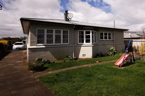 Photo of property in 15 Thyra Street, Dannevirke, 4930