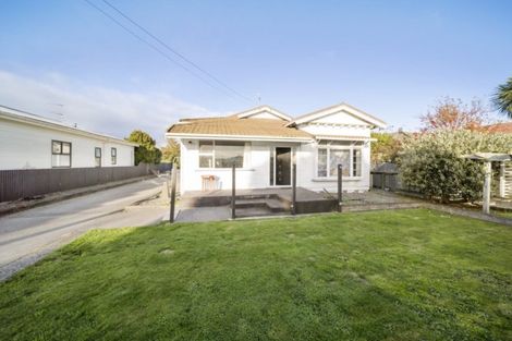 Photo of property in 84 Albion Street, Hawera, 4610