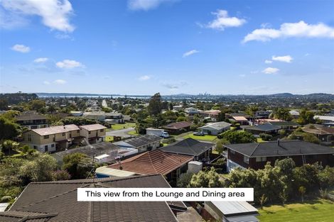 Photo of property in 1/4219 Great North Road, Glendene, Auckland, 0602