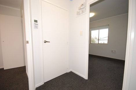 Photo of property in 1d/88 Aroha Avenue, Sandringham, Auckland, 1025