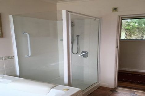 Photo of property in 90 Normandale Road, Normandale, Lower Hutt, 5010