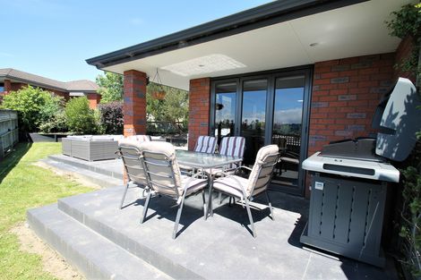 Photo of property in 16 Hogan Place, Fairfield, Dunedin, 9018