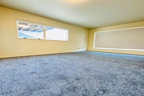 Photo of property in 80p Tirimoana Road, Te Atatu South, Auckland, 0602