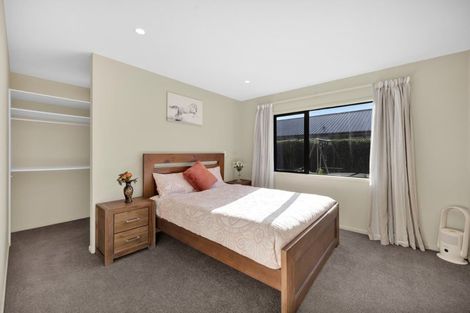 Photo of property in 12 Kotare Drive, Waiwhakaiho, New Plymouth, 4312