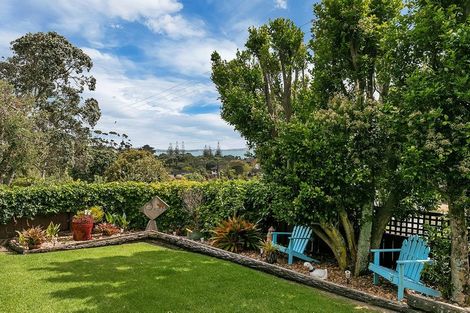 Photo of property in 2/22 Long Bay Drive, Torbay, Auckland, 0630