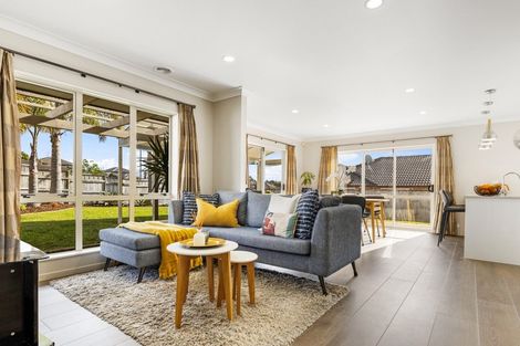 Photo of property in 51 William Gamble Drive, Greenhithe, Auckland, 0632