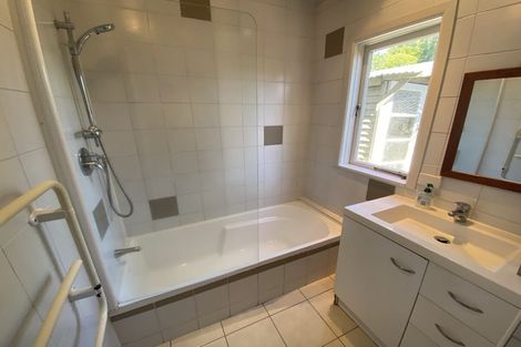 Photo of property in 16b Otanerua Road, Hatfields Beach, Orewa, 0931