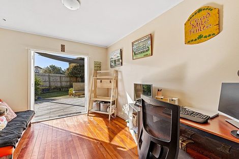 Photo of property in 6 Glengarry Road, Glen Eden, Auckland, 0602