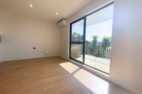 Photo of property in 104/318 Wairau Road, Glenfield, Auckland, 0629