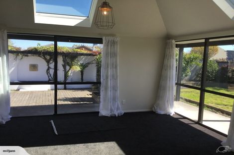 Photo of property in 1/122 Colombo Street, Sydenham, Christchurch, 8023
