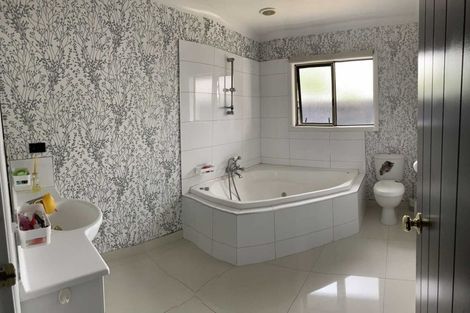 Photo of property in 10 Cate Road, Rototuna, Hamilton, 3210