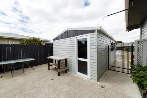 Photo of property in 6 Mercury Street, Milson, Palmerston North, 4414