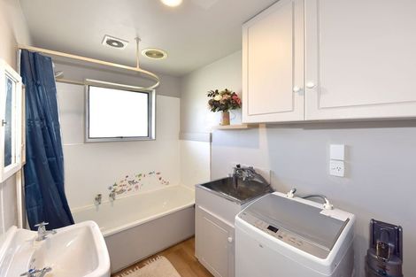 Photo of property in 1/9a Avonhead Road, Avonhead, Christchurch, 8042