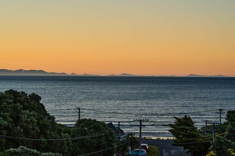 Photo of property in 15 Kainui Road, Raumati South, Paraparaumu, 5032