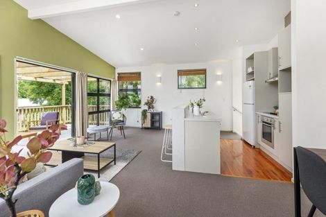 Photo of property in 9c Tavistock Road, Melrose, Wellington, 6023