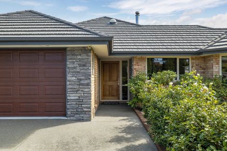 Photo of property in 7 Jarnac Boulevard, Yaldhurst, Christchurch, 8042