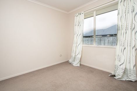 Photo of property in 10 Madison Street, Cambridge, 3434