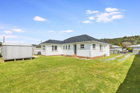 Photo of property in 42 Donnelley Drive, Wainuiomata, Lower Hutt, 5014