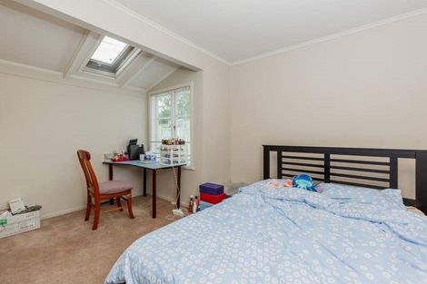 Photo of property in 2 Graham Collins Drive, Windsor Park, Auckland, 0632