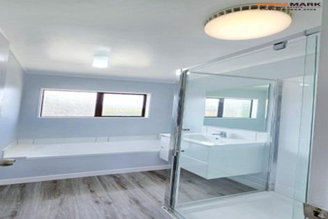 Photo of property in 40 Simcox Street, Otaki Beach, Otaki, 5512