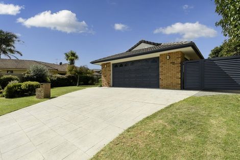 Photo of property in 18 Santa Barbara Drive, Papamoa Beach, Papamoa, 3118