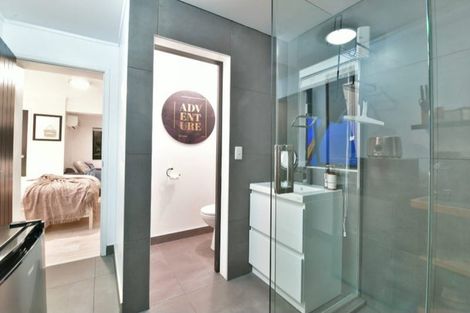 Photo of property in 254 Wade River Road, Wade Heads, Whangaparaoa, 0932