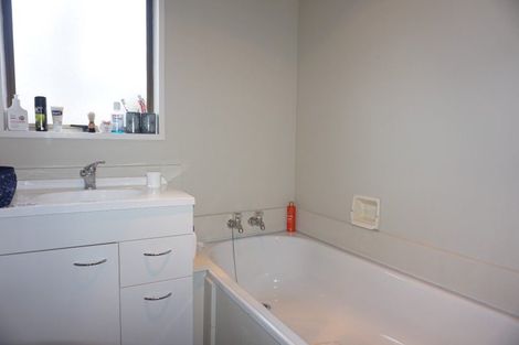 Photo of property in 21 Angela Street, Upper Riccarton, Christchurch, 8041