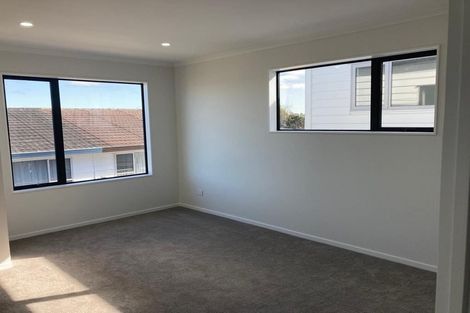 Photo of property in 527c Pakuranga Road, Howick, Auckland, 2010