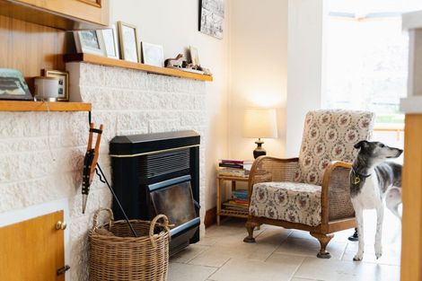 Photo of property in 108 Limeworks Road, Circle Hill, Milton, 9291