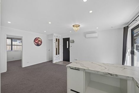 Photo of property in 6b Clerke Place, Marfell, New Plymouth, 4310