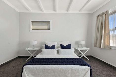 Photo of property in 1/705 Heretaunga Street East, Parkvale, Hastings, 4122