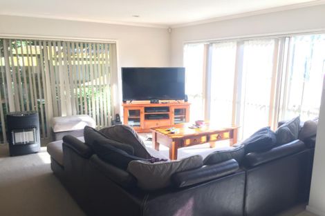 Photo of property in 30a Beresford Street, Bayswater, Auckland, 0622