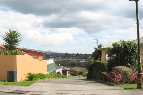 Photo of property in 6d Highfield Place, Highlands Park, New Plymouth, 4312