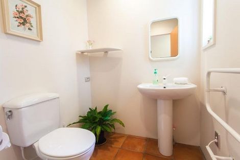 Photo of property in 34 King Richard Place, Browns Bay, Auckland, 0630