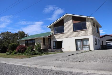 Photo of property in 40 Kent Street, Riversdale, 9776