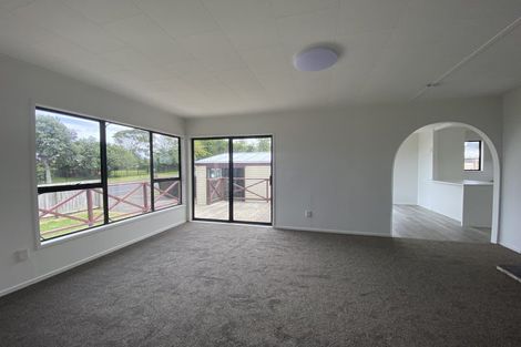 Photo of property in 72 Finlayson Avenue, Clendon Park, Auckland, 2103