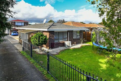 Photo of property in 1/2 Huia Road, Papatoetoe, Auckland, 2025