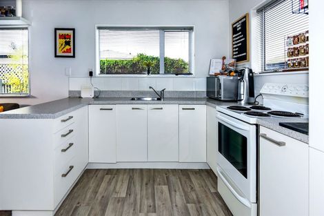 Photo of property in 39c Bassett Street, Burwood, Christchurch, 8083