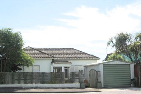 Photo of property in 236 Saint Aubyn Street, New Plymouth, 4310