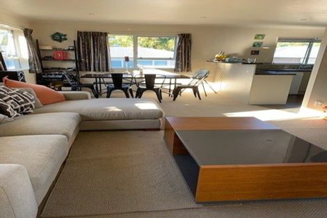 Photo of property in 16 Sweetman Avenue, Paraparaumu Beach, Paraparaumu, 5032