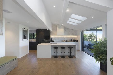 Photo of property in 293 Cannon Hill Crescent, Mount Pleasant, Christchurch, 8081