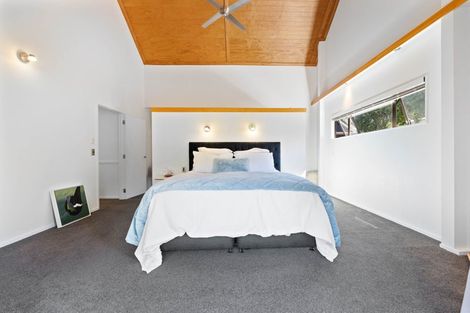 Photo of property in 29 Glen Mohr, Acacia Bay, Taupo, 3385