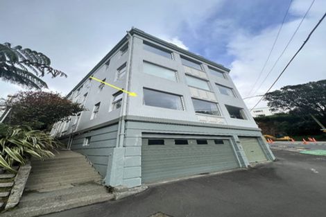 Photo of property in 2/2 Brooklyn Terrace, Brooklyn, Wellington, 6021
