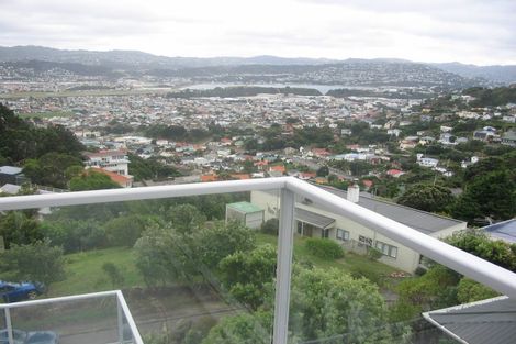 Photo of property in 4 Lyons Crescent, Strathmore Park, Wellington, 6022