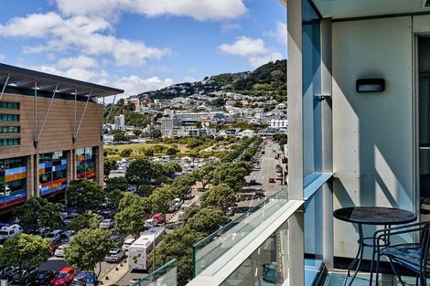 Photo of property in Portal Apartments, 6a/42 Cable Street, Te Aro, Wellington, 6011