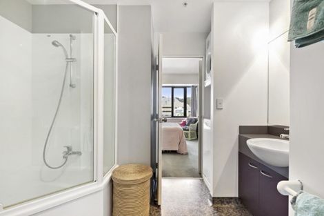 Photo of property in St Peters Apartments, 7d/192 Willis Street, Te Aro, Wellington, 6011