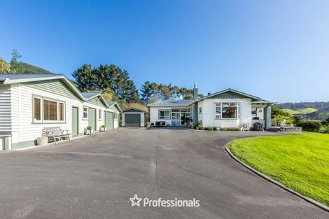 Photo of property in 229 Whitemans Valley Road, Whitemans Valley, Upper Hutt, 5371