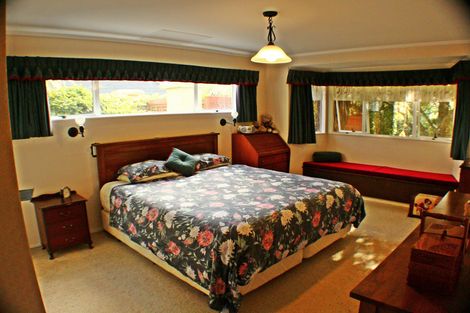 Photo of property in 55 Branch Road, Highlands Park, New Plymouth, 4312