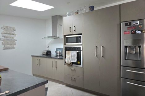 Photo of property in 6 Adderley Street, Westport, 7825