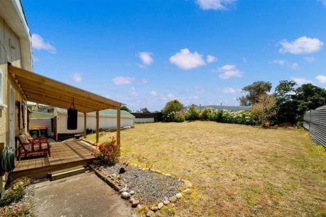 Photo of property in 10 Leicester Street, Patea, 4520